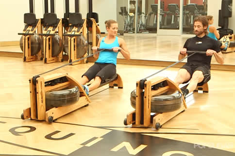 女生去健身房减肥做哪些器械锻炼 女生健身房器械顺序